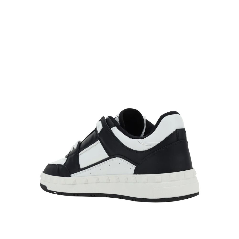 Valentino Garavani Black Leather Low Top Sneakers