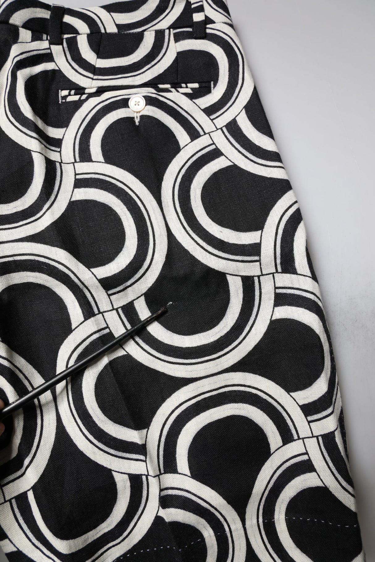 Dolce & Gabbana Black White Linen Bermuda Shorts