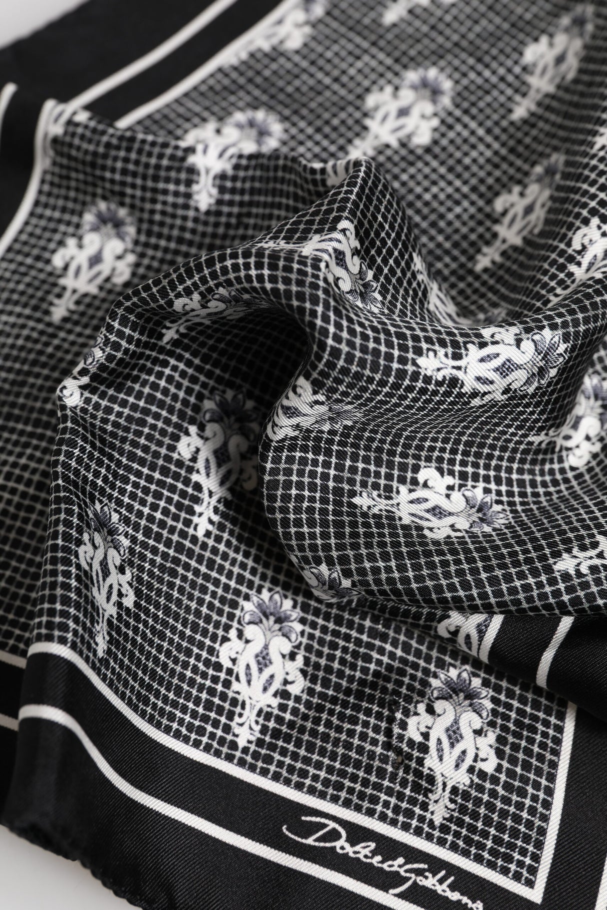 Dolce & Gabbana Black White Printed Square Foulard Scarf