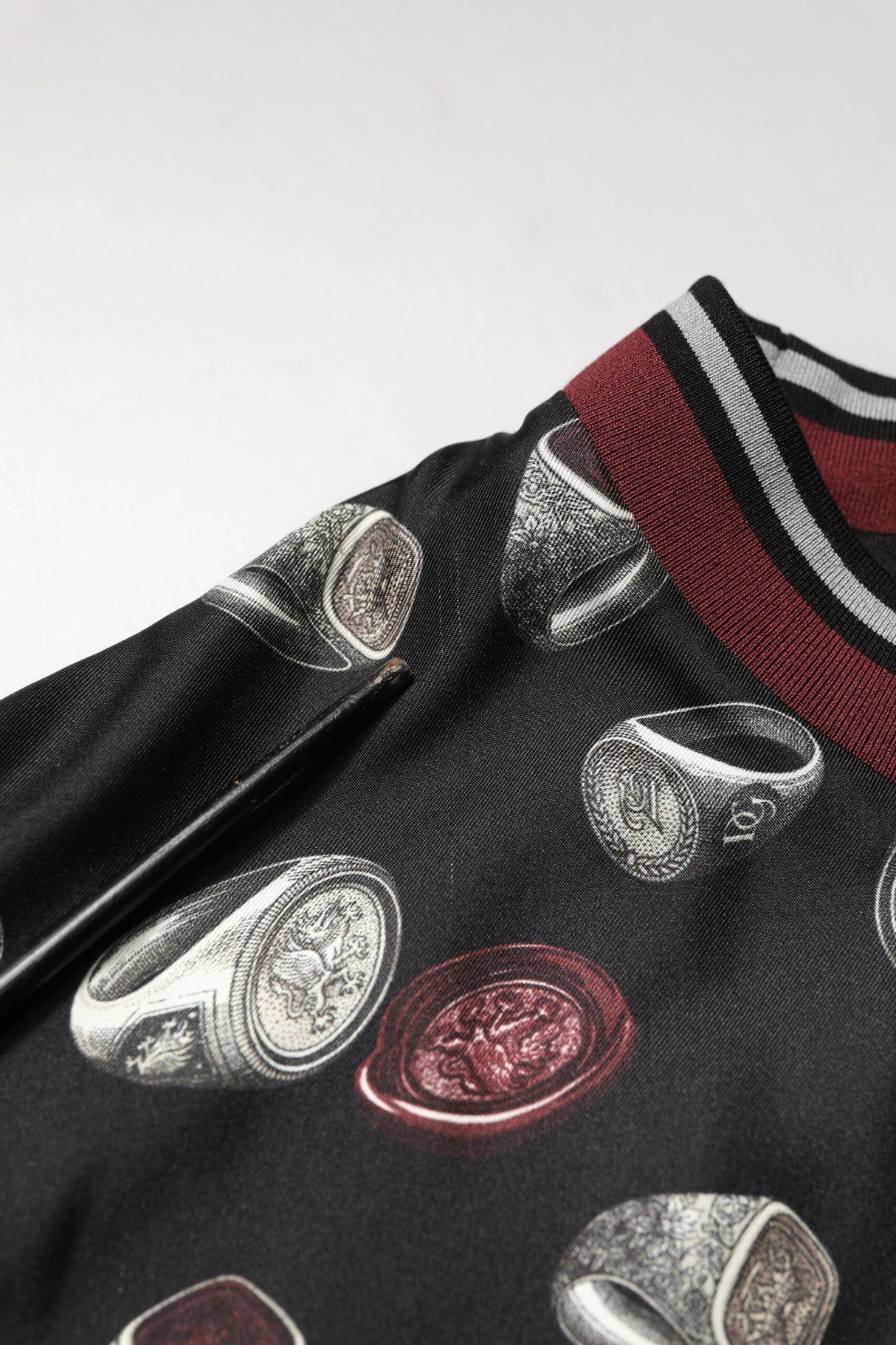 Dolce & Gabbana Black Ring Print CrewNeck Sweatshirt  Sweater