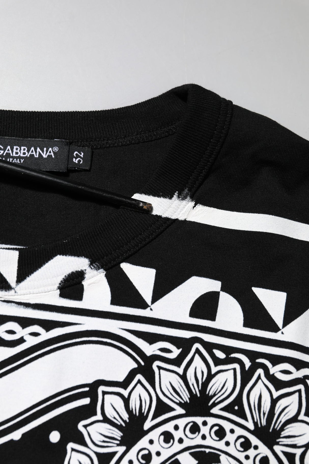 Dolce & Gabbana Black Bandana Print Cotton Crew Neck T-shirt
