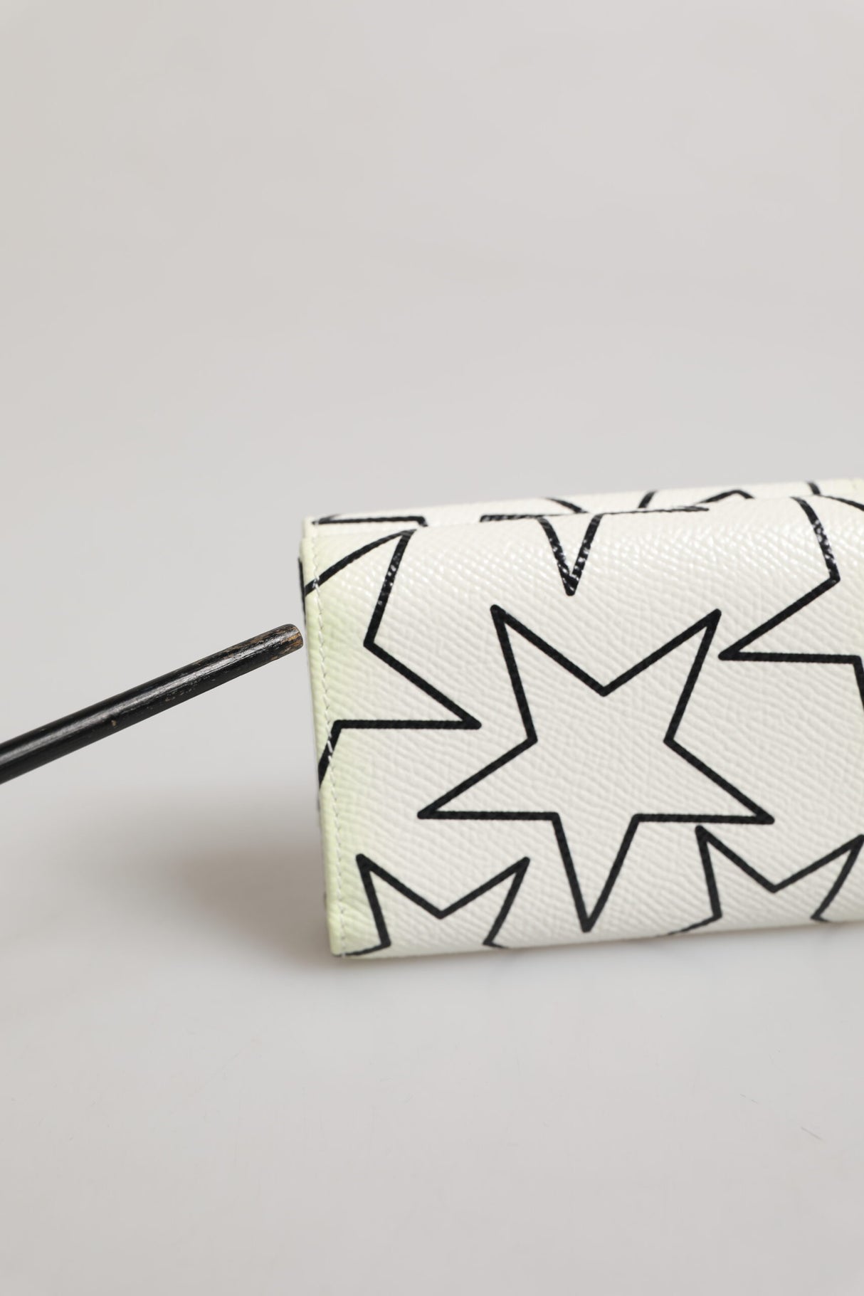 Dolce & Gabbana White Leather Trifold DG Star Print Card Holder Wallet